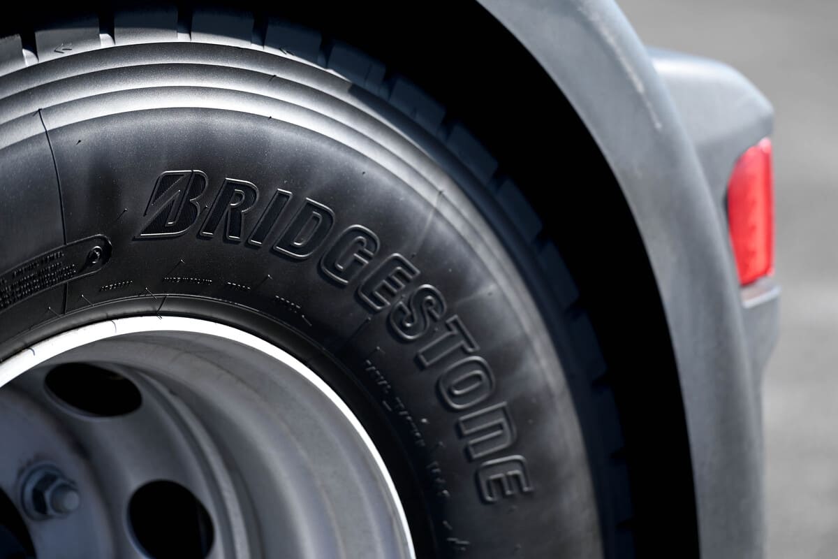Bridgestone comemora 94 anos: inovação, sustentabilidade e liderança em mobilidade global 2 Bridgene World 001