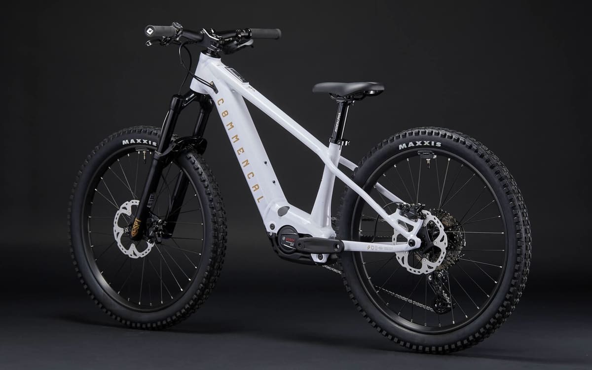 Commençal Meta Ht Power 24: The Mountain Electric Bicycle for Children 7 META HT POWER 24 00005