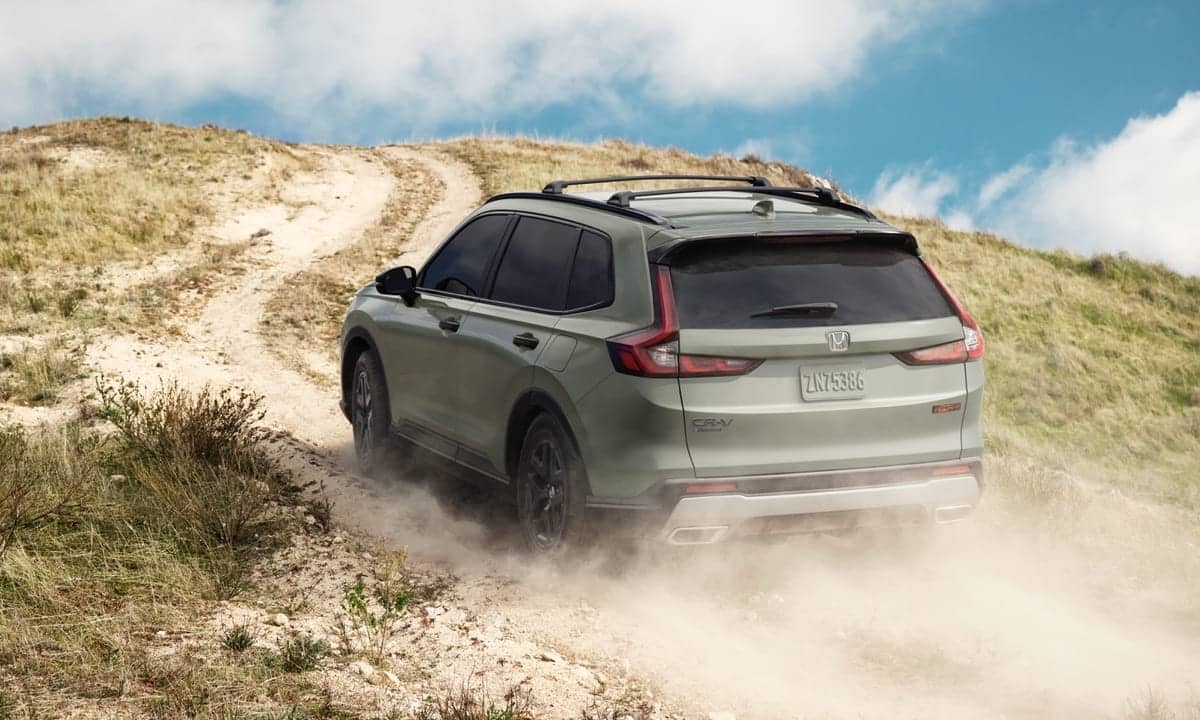 Honda CR-V Hybrid Trailsport 2026: O SUV híbrido que se atreve a sujar as rodas 5 Honda CR-V Hybrid Trailsport 2026 por atrás
