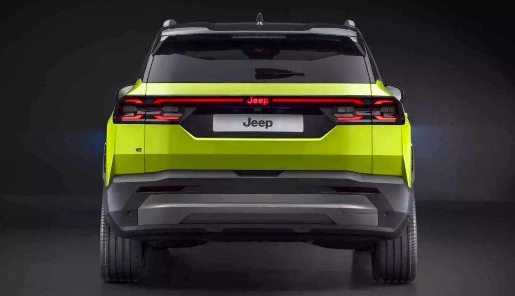 Jeep Compass 2026: é assim que o novo SUV 4 é visto Jeep Compass 2026 Detras