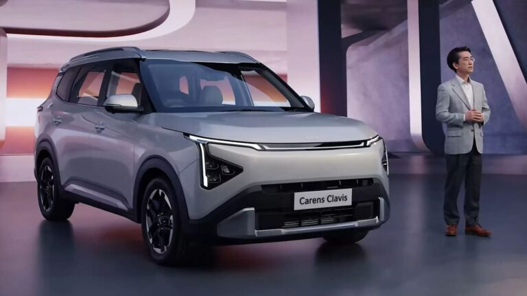 Kia Carens Clavis: Parece um crossover elétrico, mas não é!