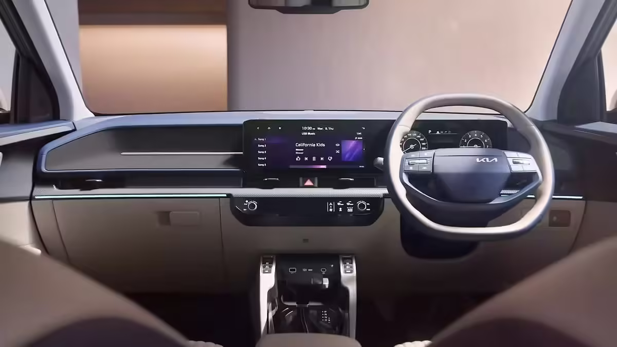 Kia Carens Clavis: Parece um crossover elétrico, mas não é! 4 Kia está faltando o interior -chave