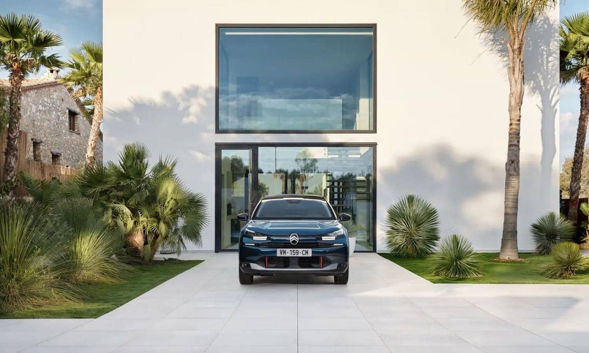 Coleção Citroën C4 2025: A edição especial que carrega conforto e tecnologia para outro nível 2 Coleção de Nuevo Citroen C4 2025 0.jpg