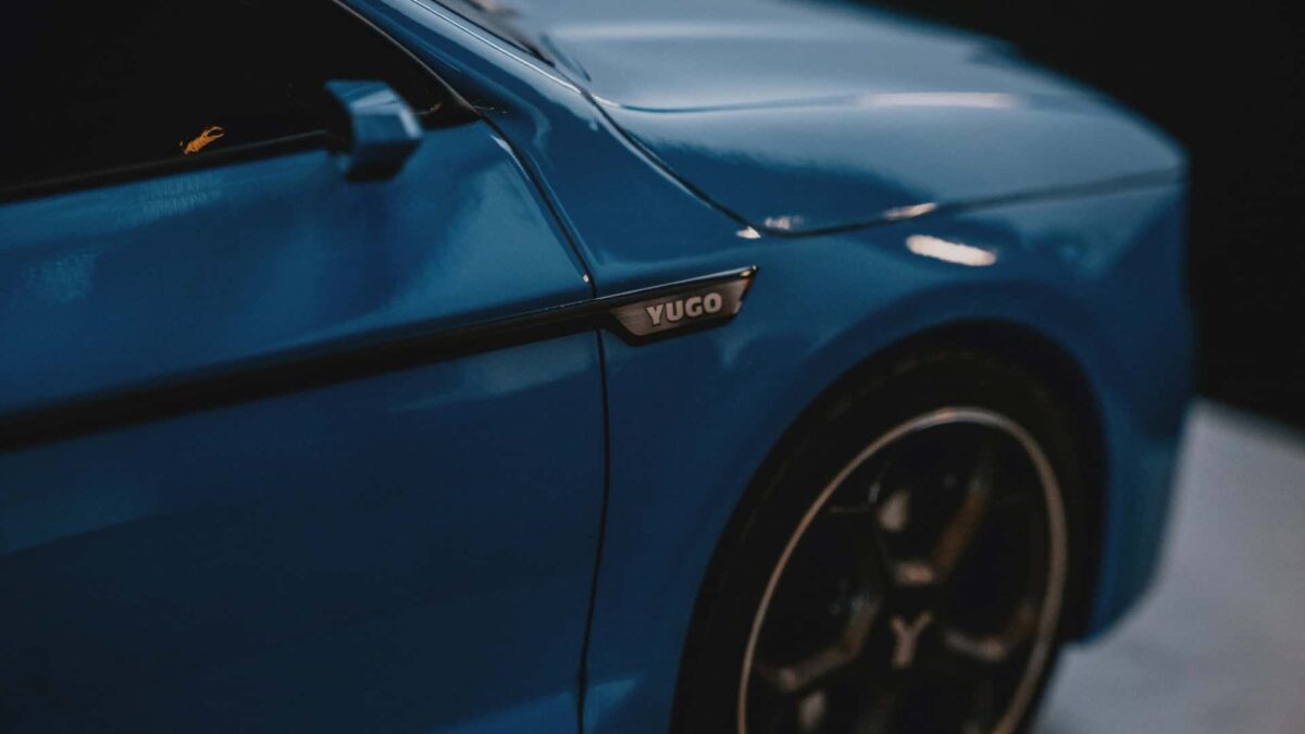 Yugo retorna fortemente: o icônico hatchback retorna para 2027 3 Logotipo de carro conceitual yugo