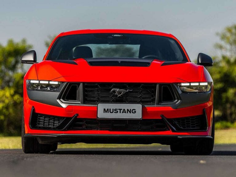 Novo Ford Mustang 2026 Chega ao Brasil com Versão GT e o Brutal Dark Horse; Veja Preços
