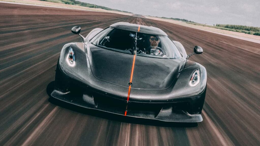 Qual é o Carro Mais Rápido do Mundo? A Batalha dos 500 km/h em 2025
